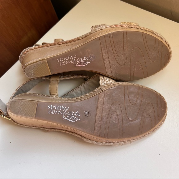 Strictly Comfort Woven Wedges - Picture 6 of 7